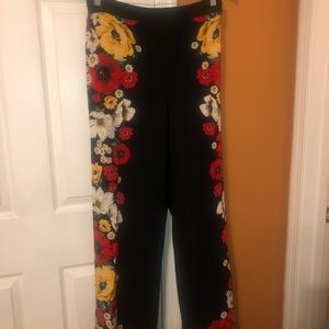 Floral print wide leg with pockets